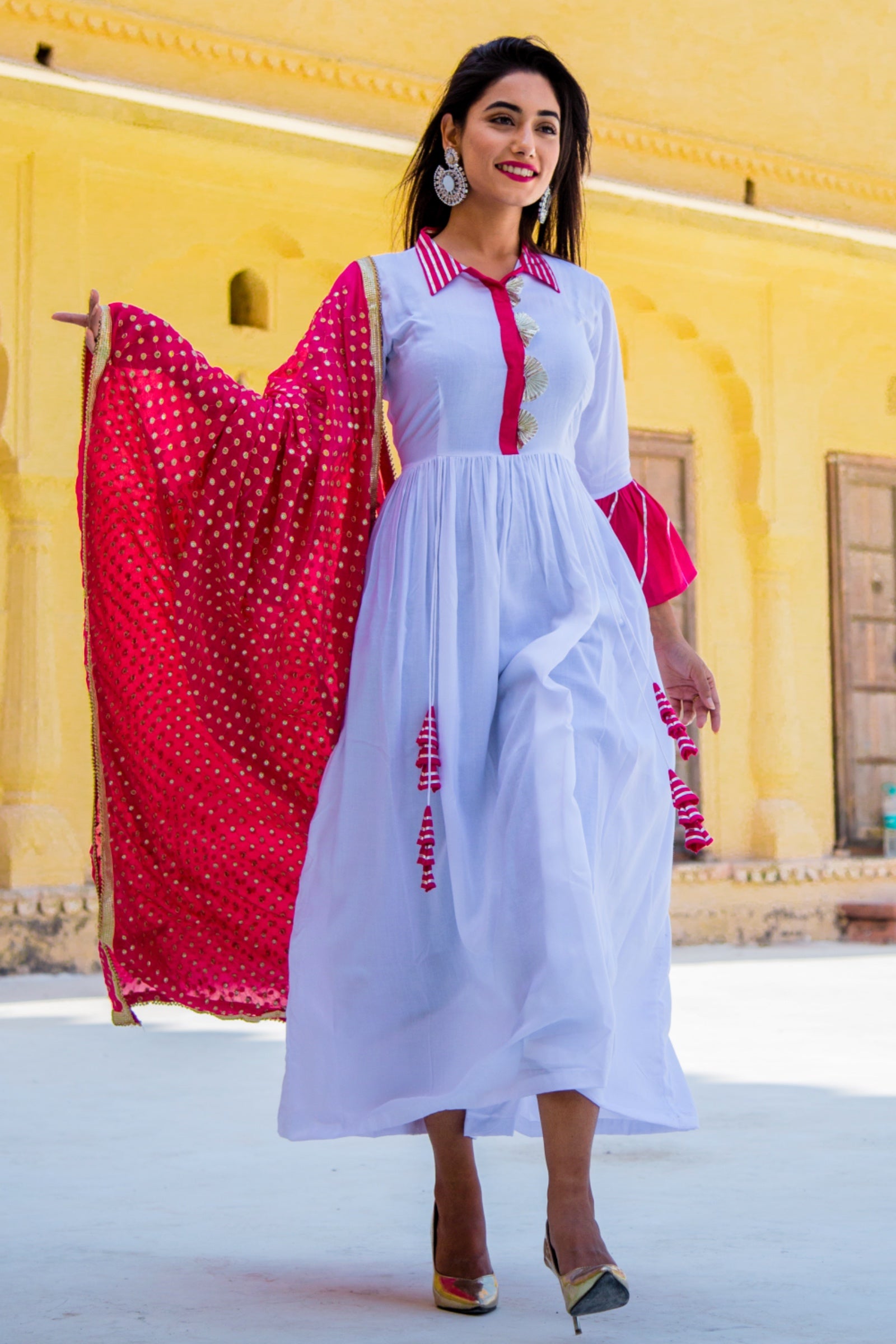 Nadiya White Kurta Set With Pink Dupatta