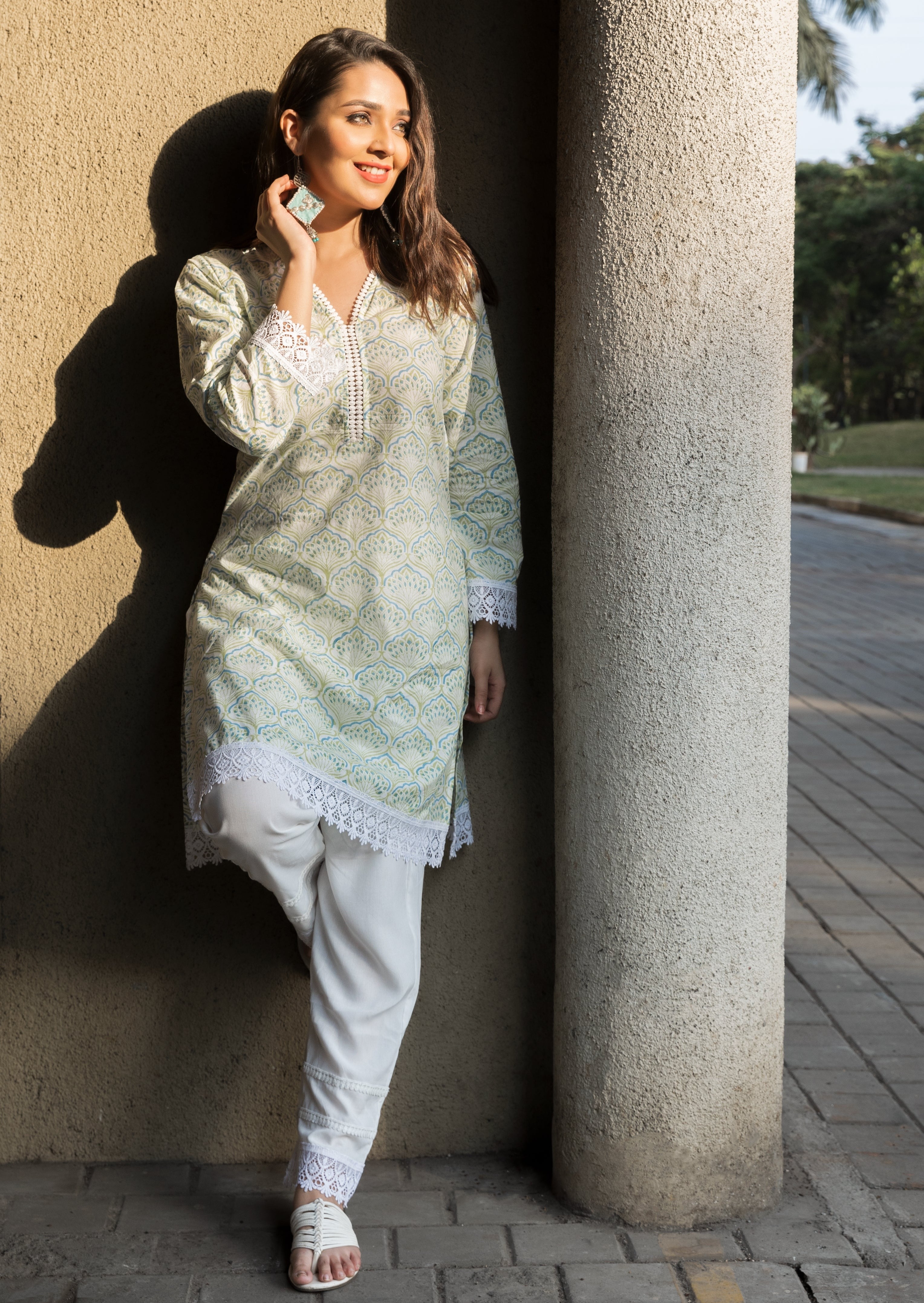 White Rose Cotton Kurta Set