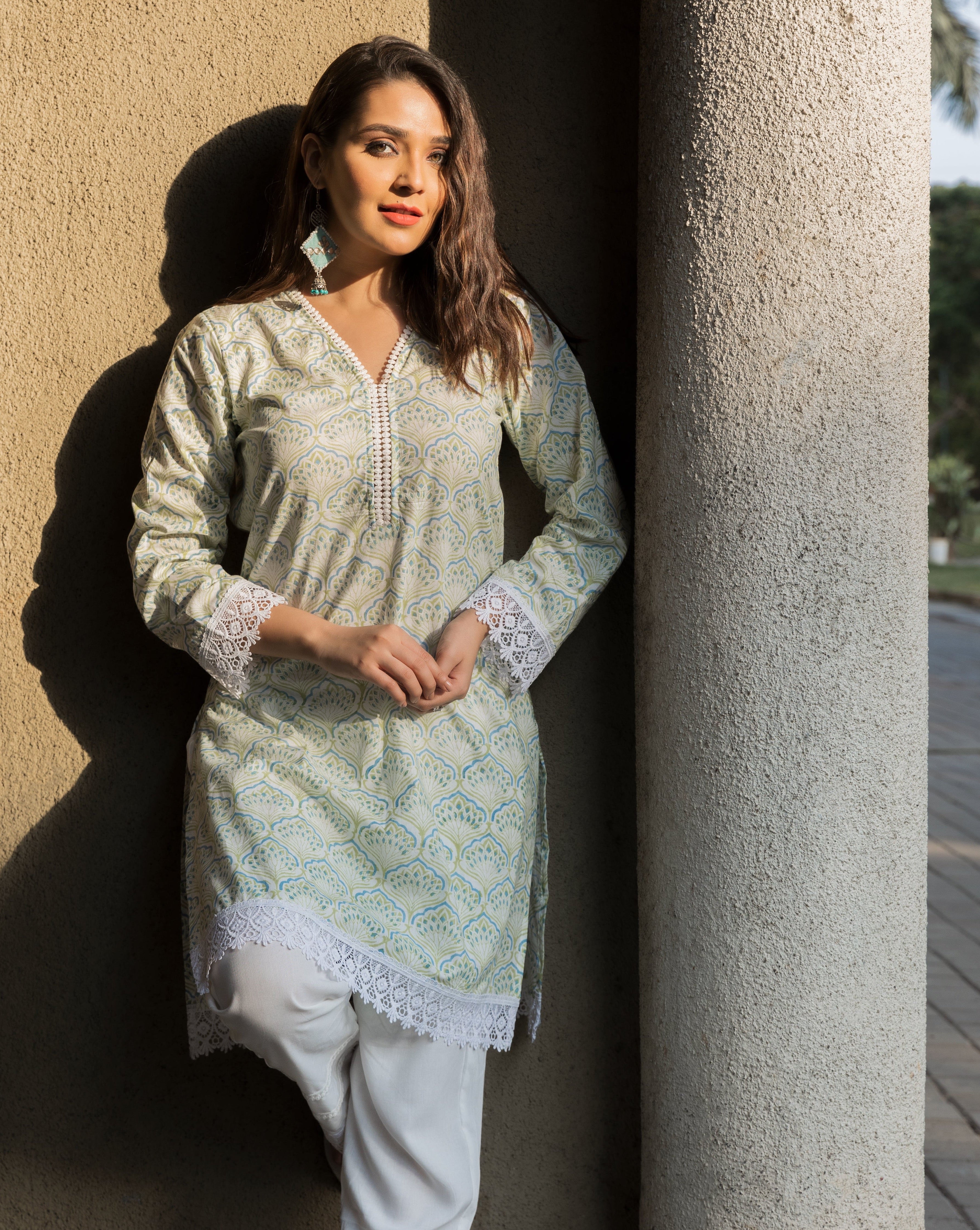 White Rose Cotton Kurta Set