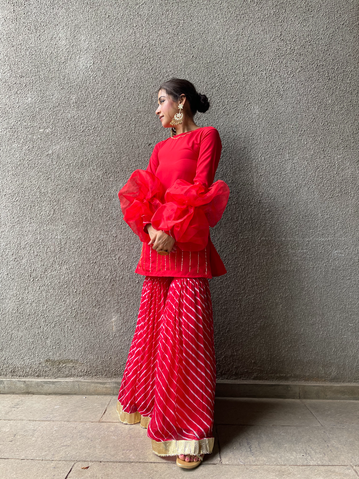 Red leheriya fusion suit set with Balloon sleeves