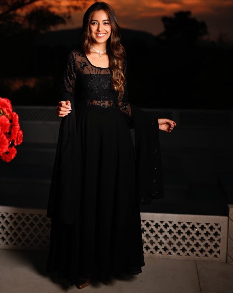 Gorgeous Black Evening Gown